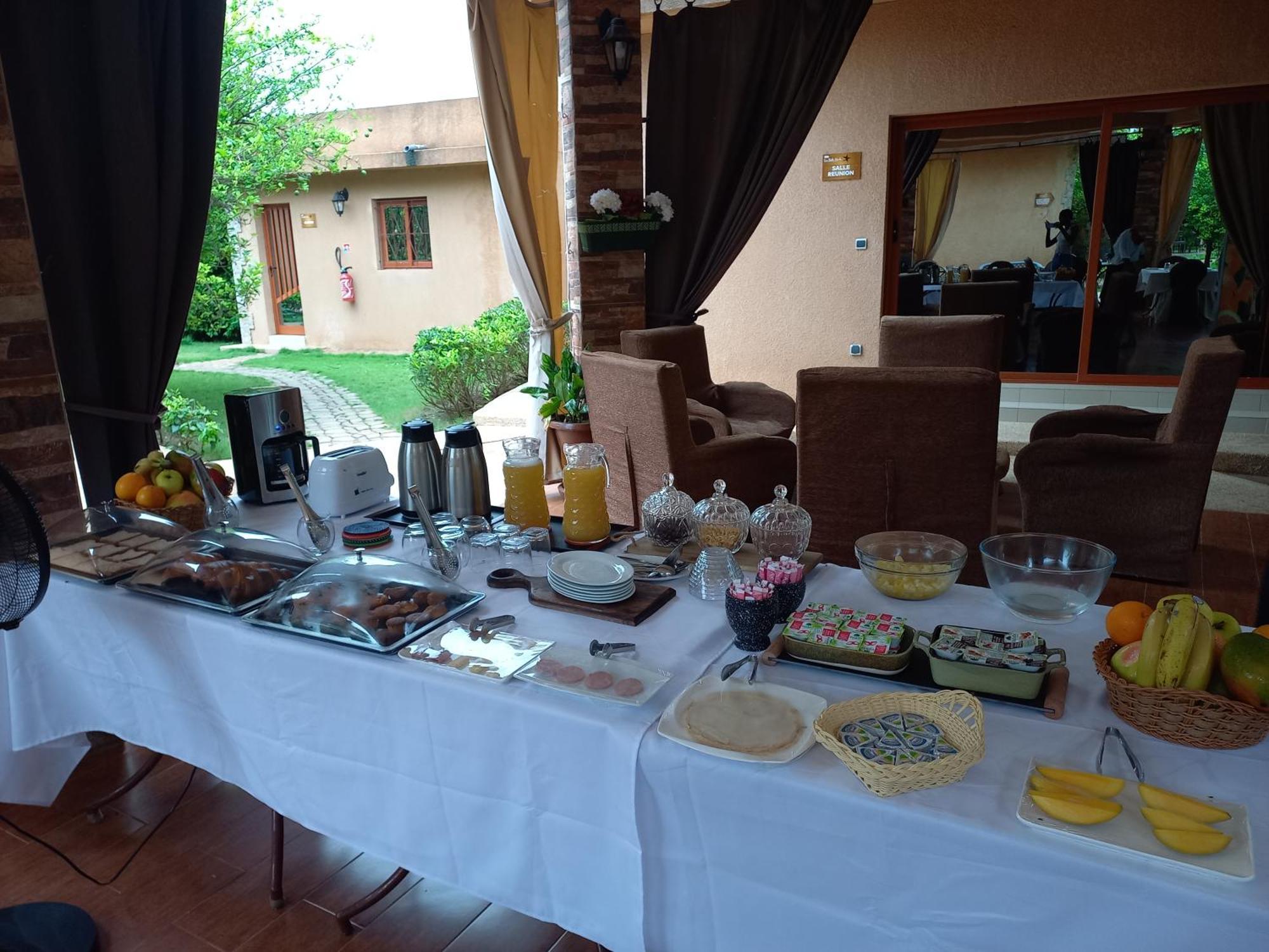 Hotel La Belle Etoile & Spa Saly Exterior foto